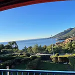 Magnifique Vue Dans Avec Piscine Apartment