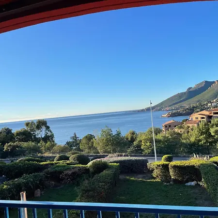 Magnifique Vue Dans Avec Piscine Lejlighed