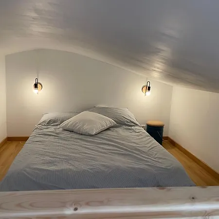 Magnifique Vue Dans Avec Piscine Apartman