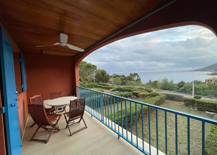 Magnifique Vue Dans Avec Piscine