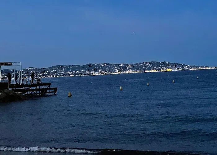 Apartman Magnifique Vue Dans Avec Piscine